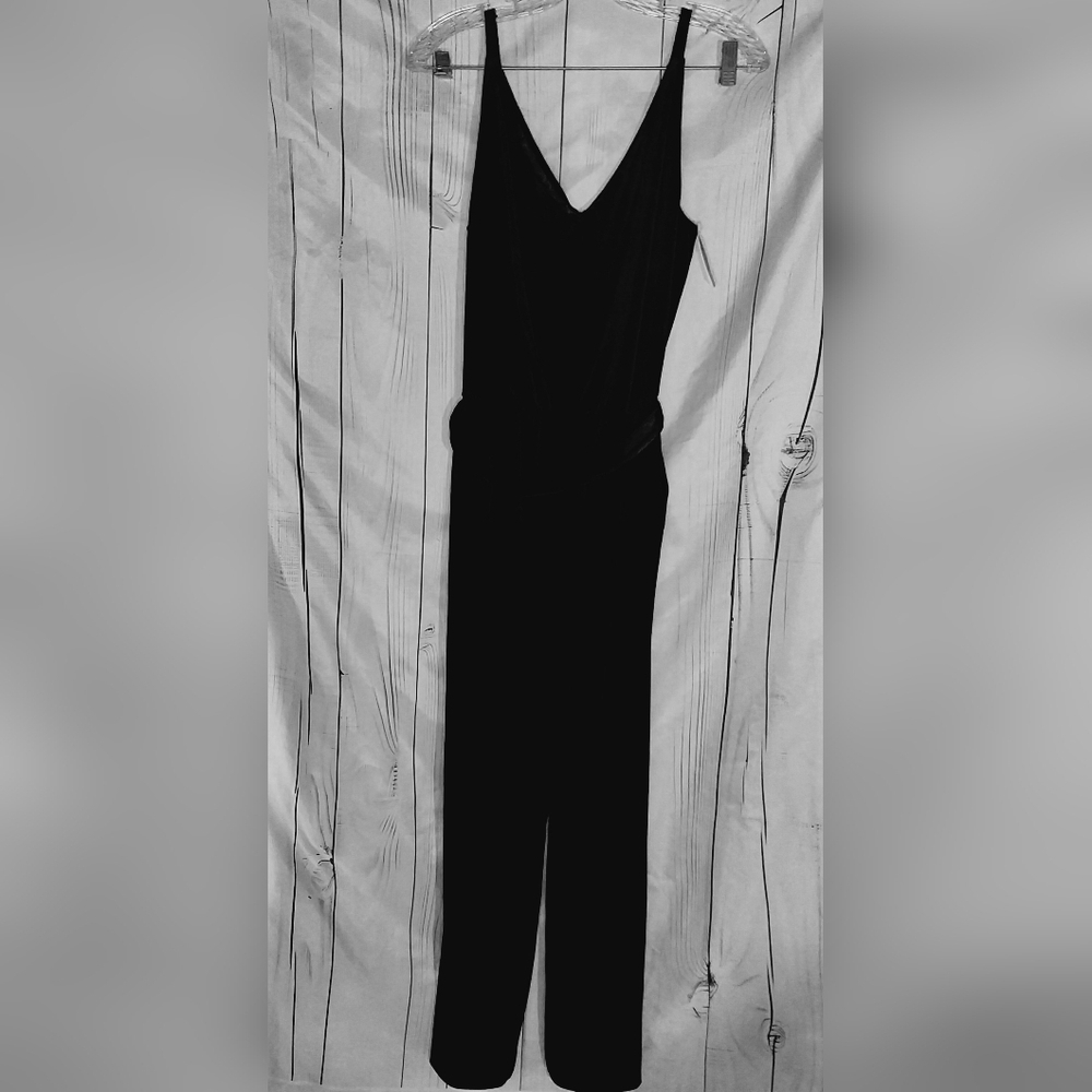 Banana Republic Black Velvet Deep V-Neck Chic Classic Sleeveless Jumpsuit NWT
